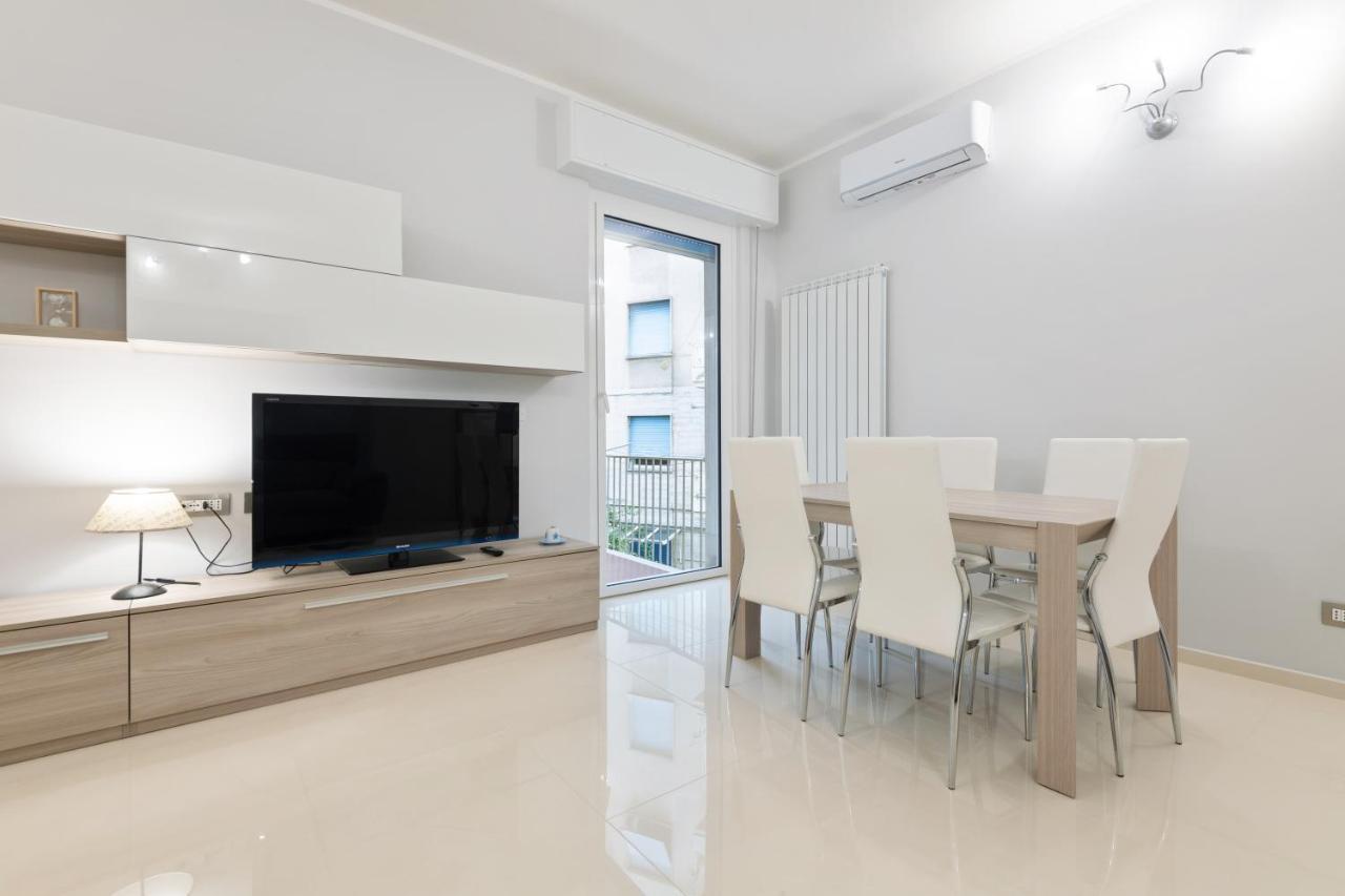 Modern Flat 250 Mt From The Sea - Albissola Marina Exterior photo